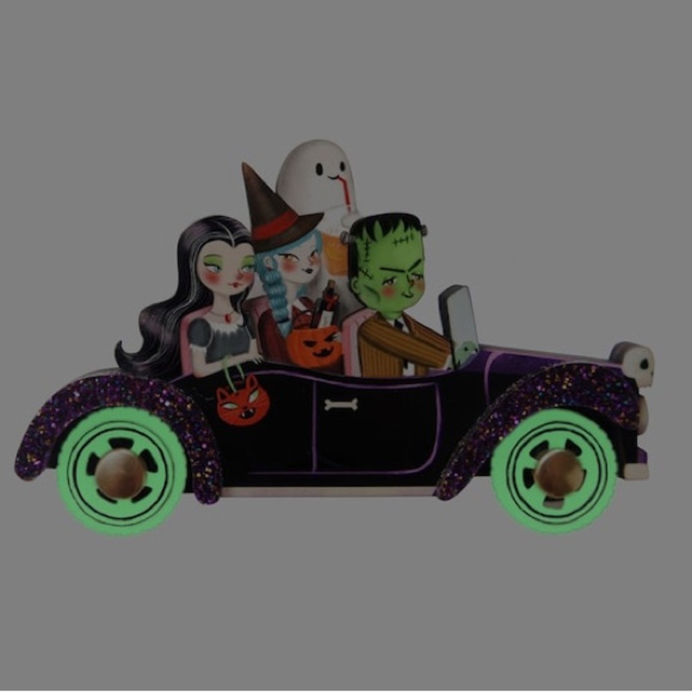New “Frankenstein's car brooch” by LaliBlue - Picture 3 of 7